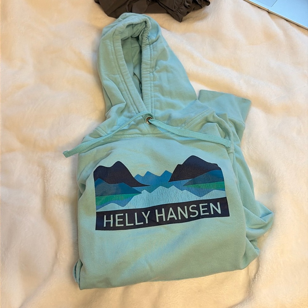 Helly Hanson hoodie